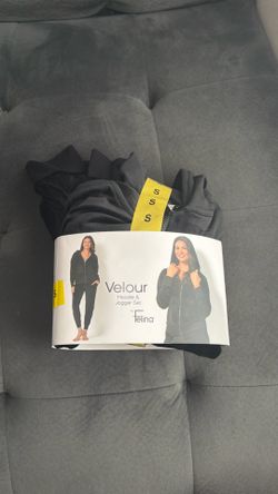 velour hoodie, and jogger set FELINA, size small