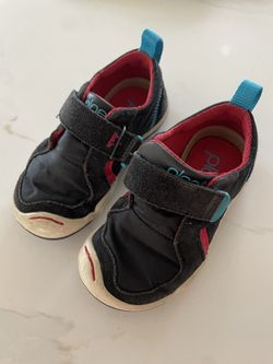 Plae Toddler Boy Size 7 Shoes 