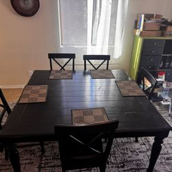 5’ X 5’ Kitchen table + Leaf & 5 Chairs - Black 