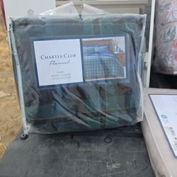 Comforters And Blankets
