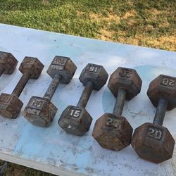 Dumbells 