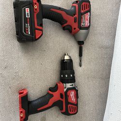 Milwaukee Drill And Driver 