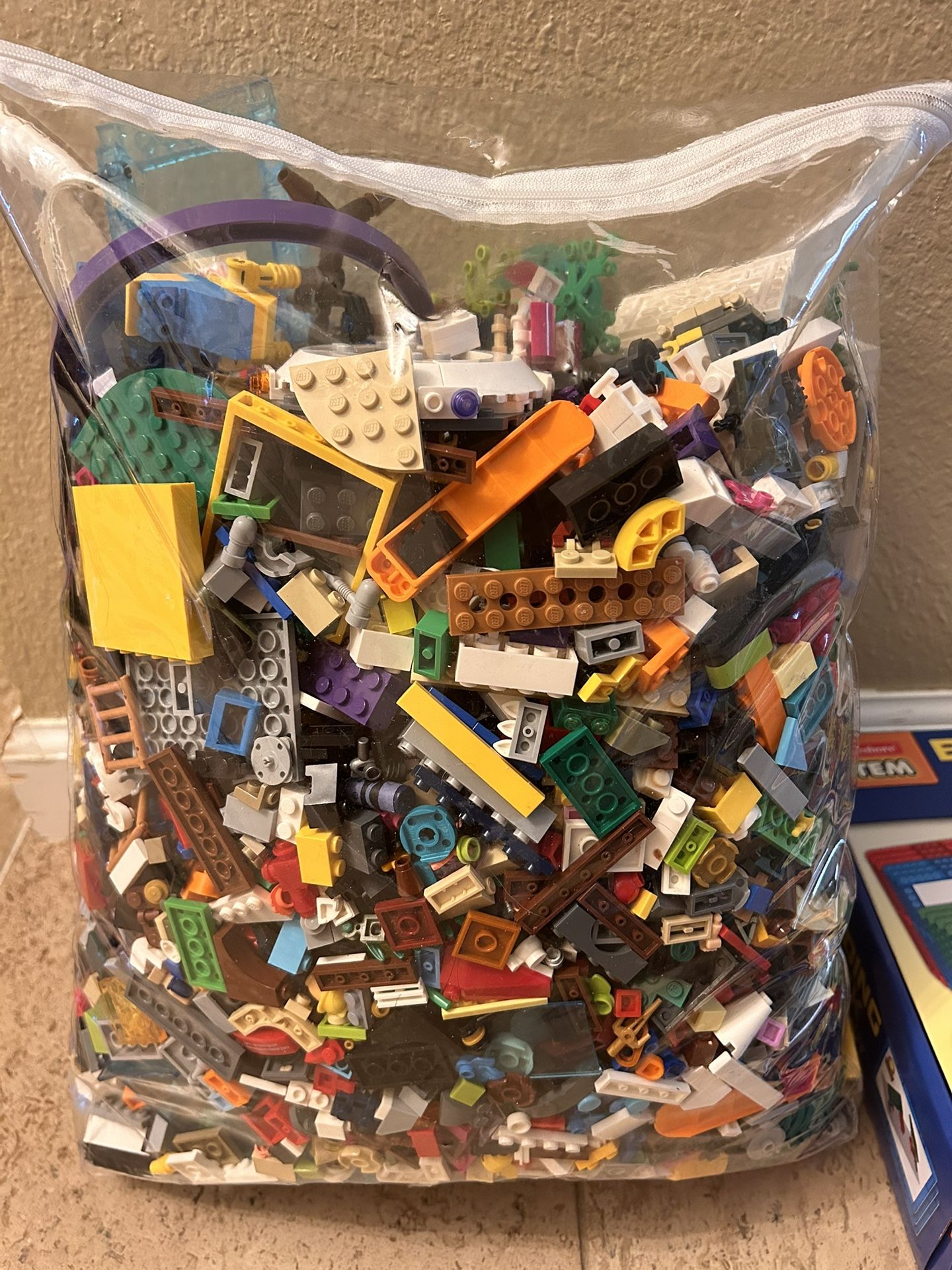 LEGOS