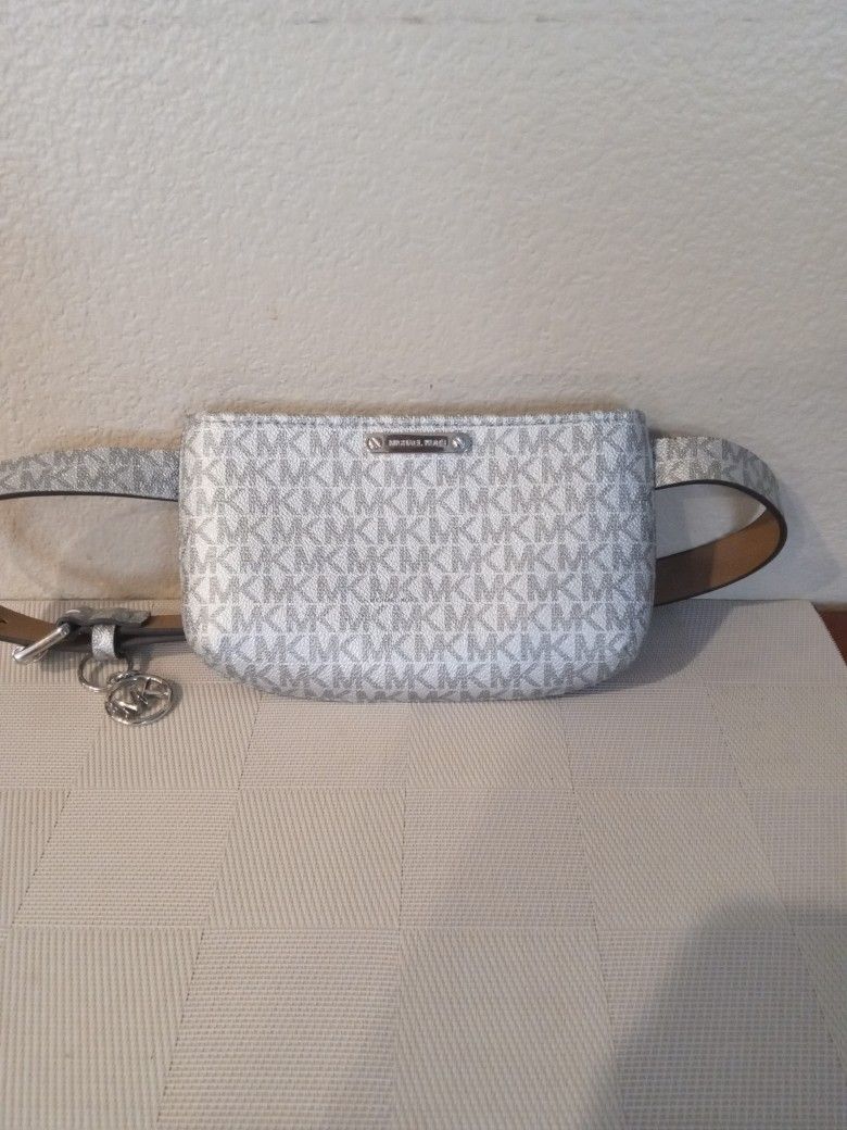 Michael Kors Logo Belt Bag Silver