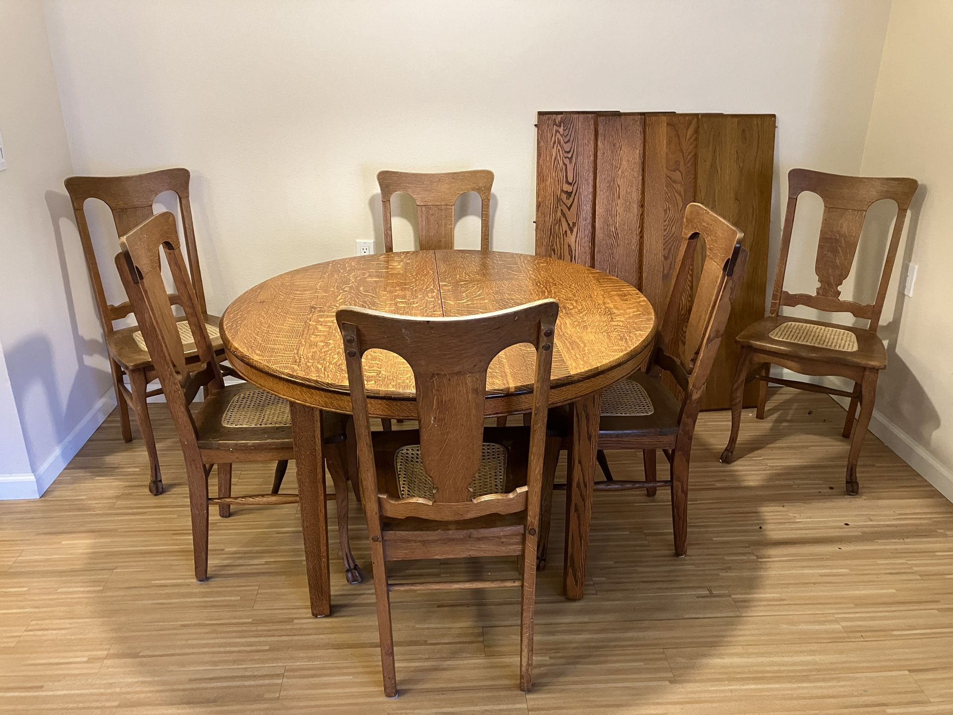GORGEOUS Vintage Golden Oak Dining Table with 6 Caned Chairs!