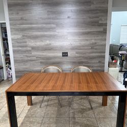 Rectangular dining table