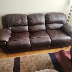 Fine Leather Sofa/Loveseat Manual Recliner