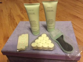 Mary Kay private spa collection in bag 5 pieces