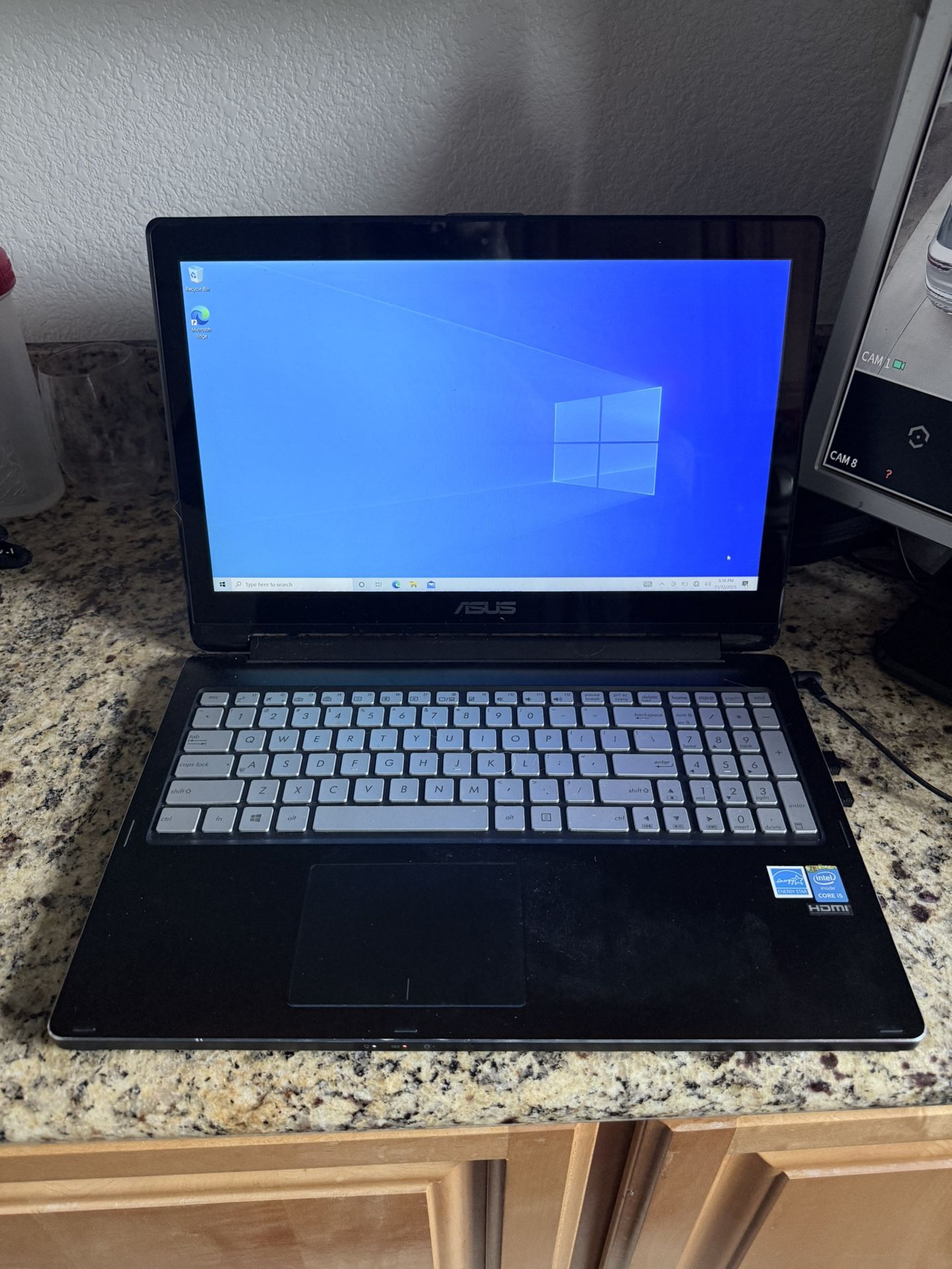 ASUS Q502L Touch Core i5-5200U 2.2GHz 8GB RAM 1TB HDD Windows 10 15.6" Laptop