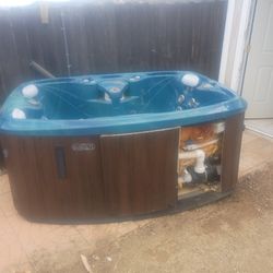 Marquis Jacuzzi 