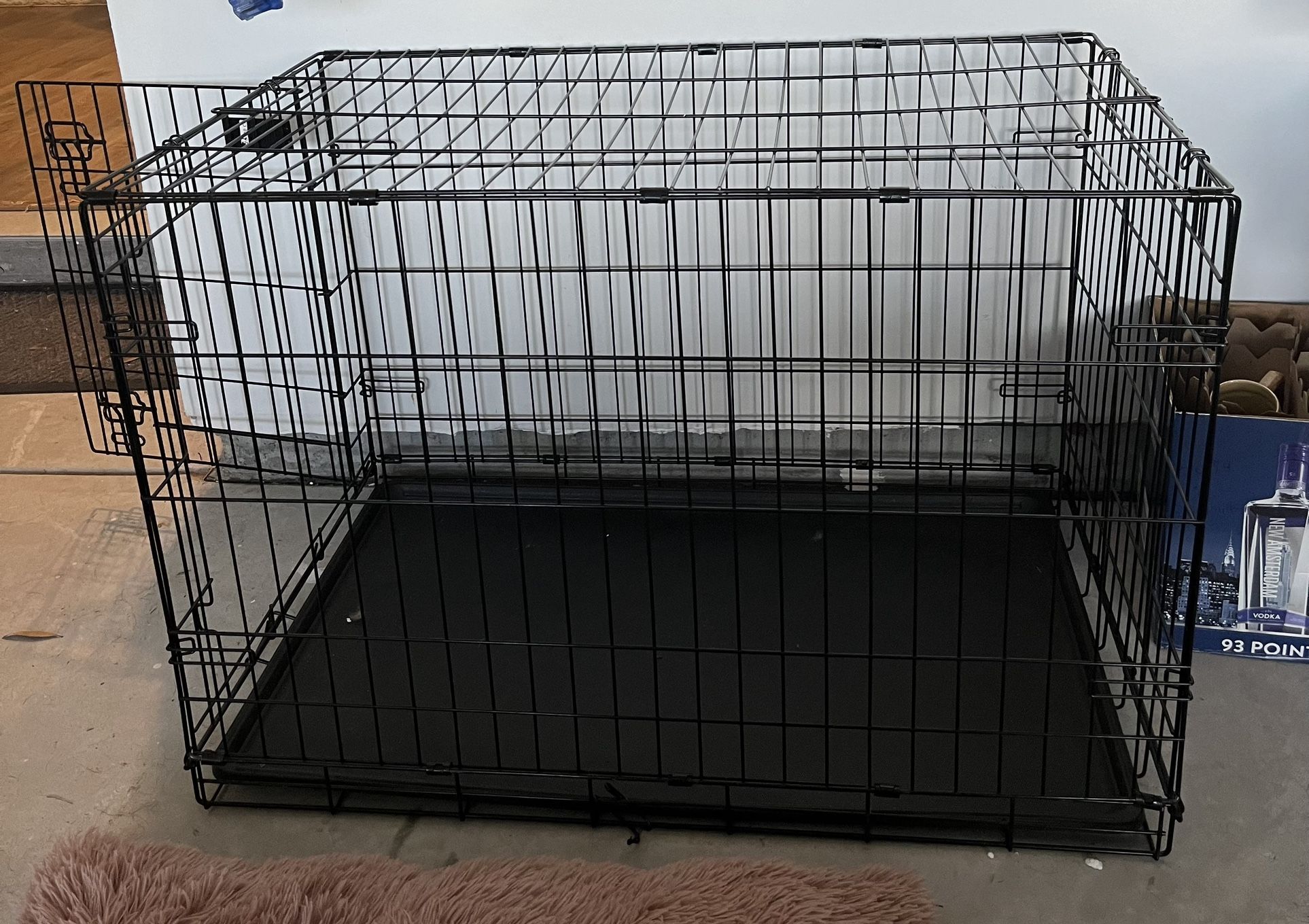 Black Metal Dog Crate / cage