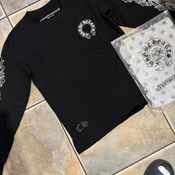 Black Chrome hearts long sleeve, Size M