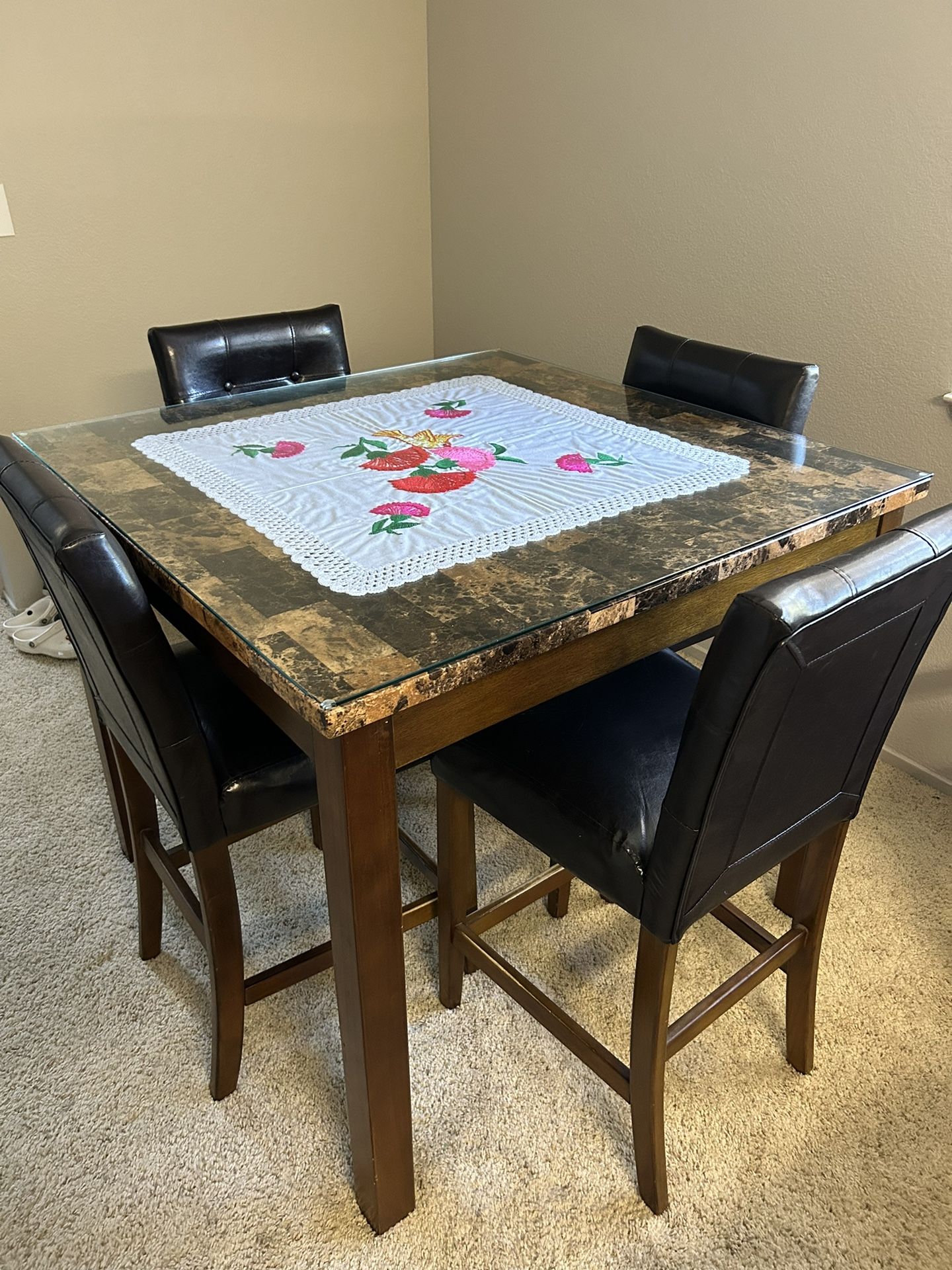 Dining Table For Sale!