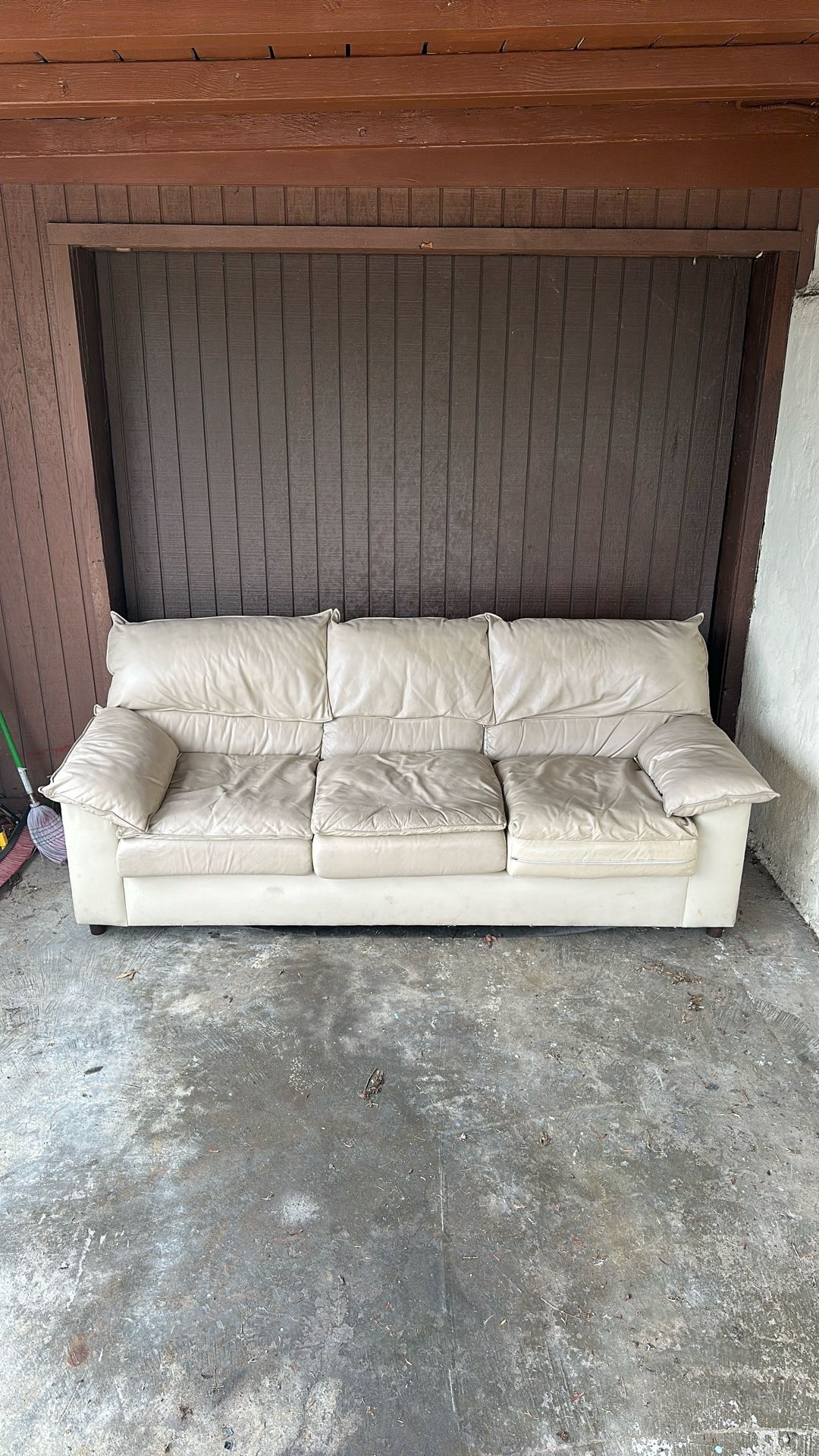 Free White Leather Couch