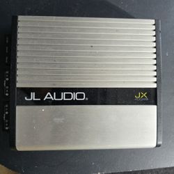 Amplifier 4 Channel  JL AUDIO  in Good Condition 