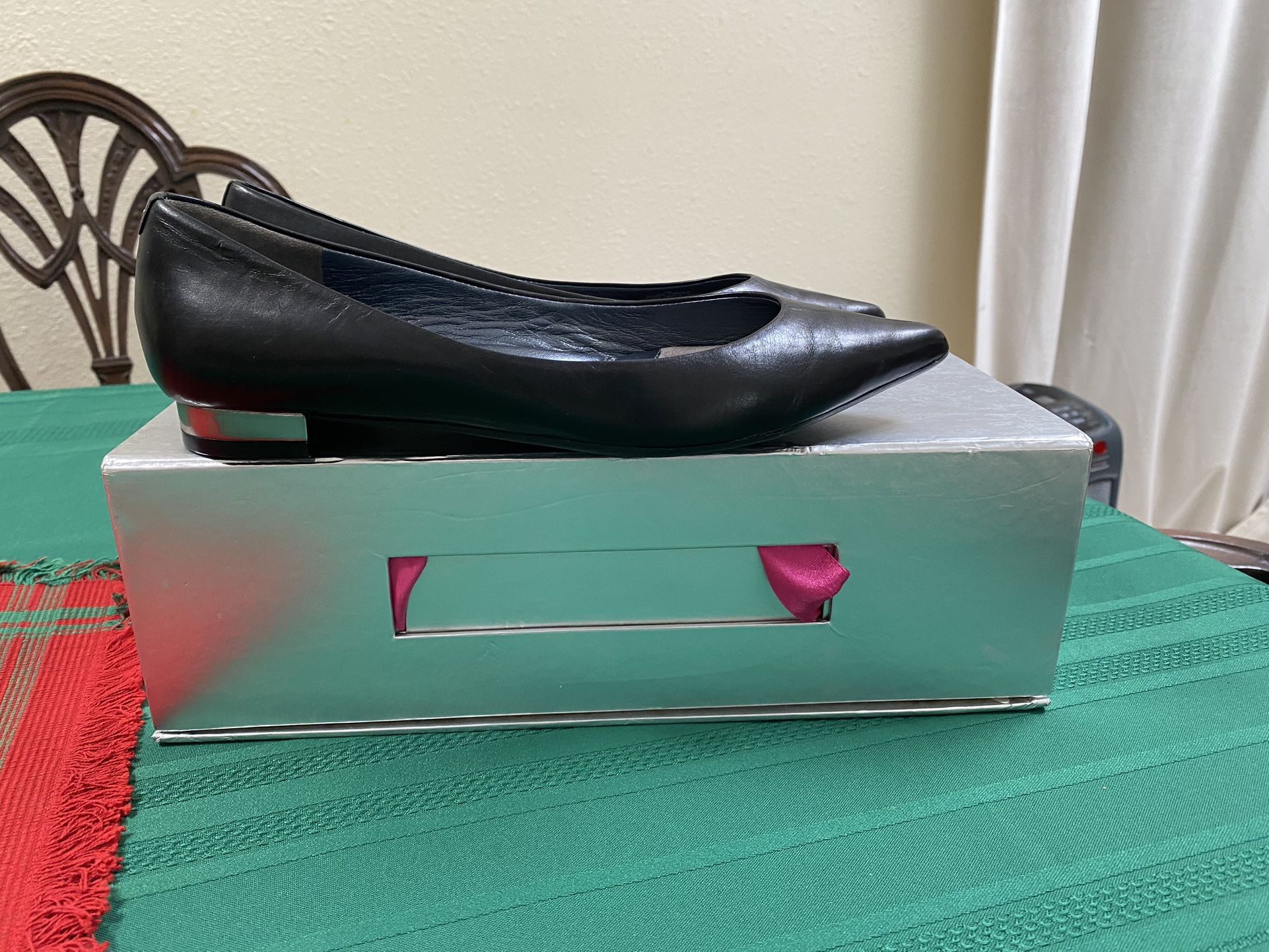 Kenneth Cole 925 Flats