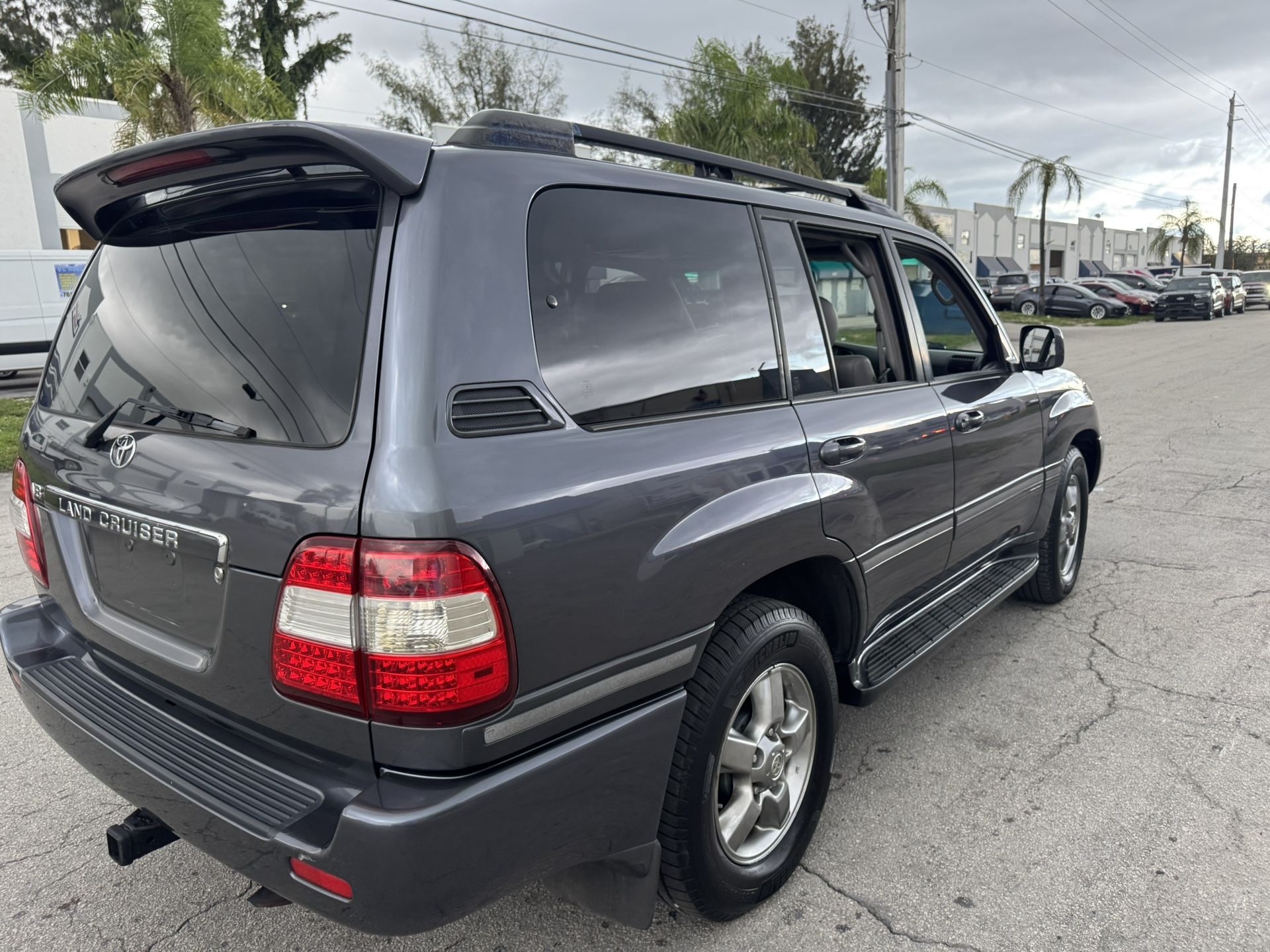 2006 Toyota Land Cruiser