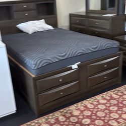 Queen Bed Room Set( Queen Bed Frame, Dresser, Mirror, 1 Night Stand On Sale