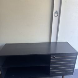black furniture stand