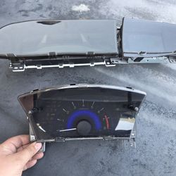Honda Civic clusters