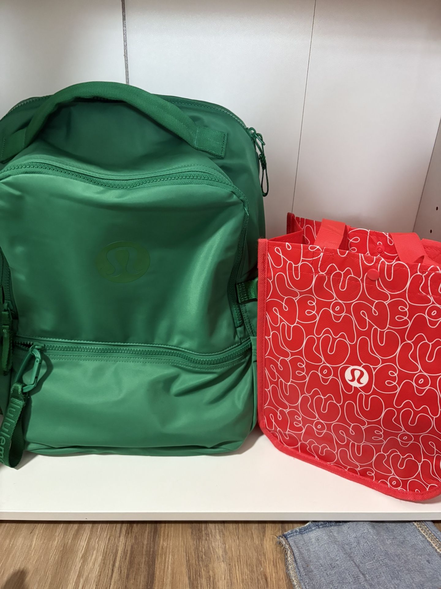 lululemon backpack 