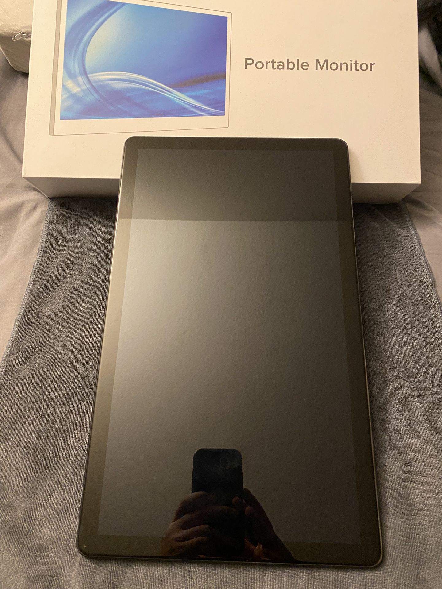 Touchscreen Portable Monitor 15.6”