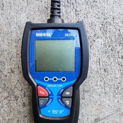 Auto Scanners . 1st  Picture Scanner $20, and 2nd One Is $15