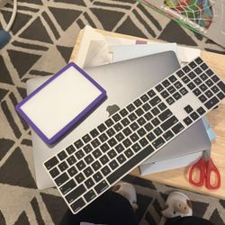 Barely Used 2022 Mac Book or