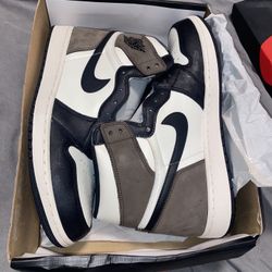 Jordan 1 Mocha DS sz12