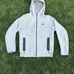 Grey Nike Tech