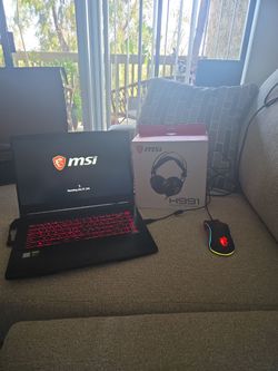 MSI Gaming Laptop Bundle