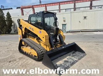 Very Clean2025 Caterpillar 265 Track Skid Steer