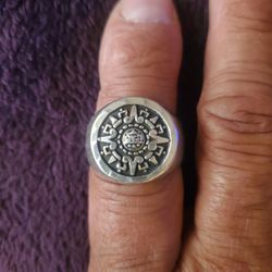 Vintage Used Pre Loved Silver 925 Mayan Aztec Calendar Ring 
