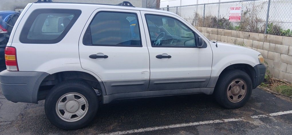 2005 Ford Escape