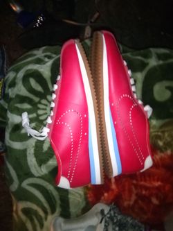 Red Low-Top Sneakers with White Laces