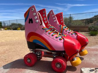 Moxi Rainbow Rider rollerskates