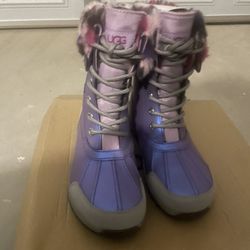 UGG Kids Adirondack Boot