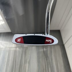 TaylorMade Rossa Daytona Ghost 34” RH Putter w Brand New Grip - STILL AVAILABLE