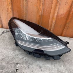 Headlight Tesla Model 3/Y Right Passenger Side  OEM 2017-2018-2019-2020-2021used