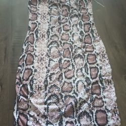 BRAND NEW "BETTER BE" DRESS!! SMALL