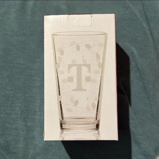 2024 T-Mobile Tuesday Holiday 16 Oz Cup - Christmas Lights New In Box Glass