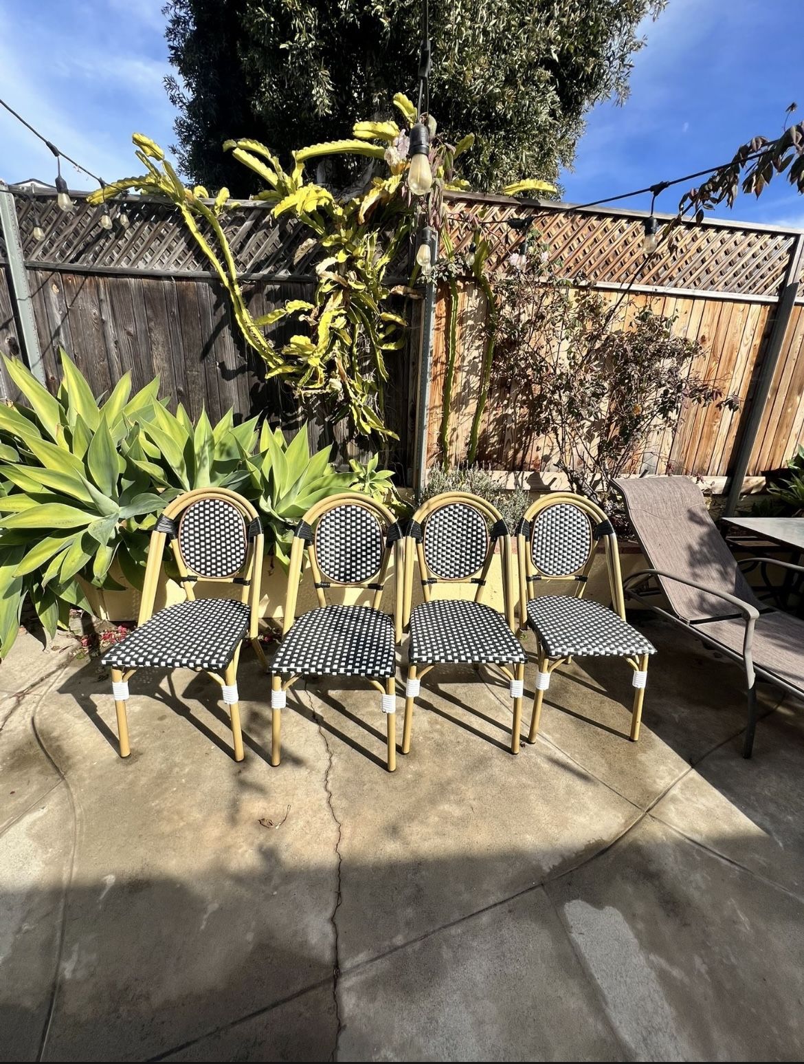 Christopher Knight Home Gwendolyn Outdoor French Bistro Chairs (Set of 4) Gwendoly,Black+White+ Bamboo Finish