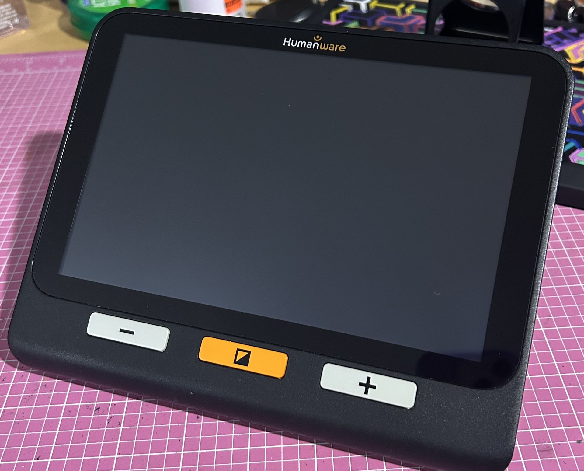 Humanware explorē 8 Portable Electronic Video Magnifier