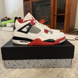Jordan 4 Fire Red (2020)