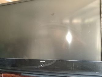 Giant older tv 80 inch