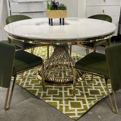 FallonEngineered Stone, Top & Mirrored Gold Finish Dining Table
ACME$10 Down Payment And Financing Available