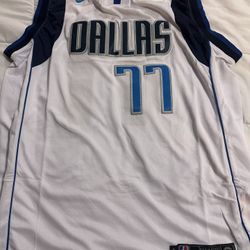 Luka Doncic Jersey. XL. $90