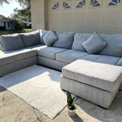 FREE DELIVERY 3-piece Gray Sectional Couch 