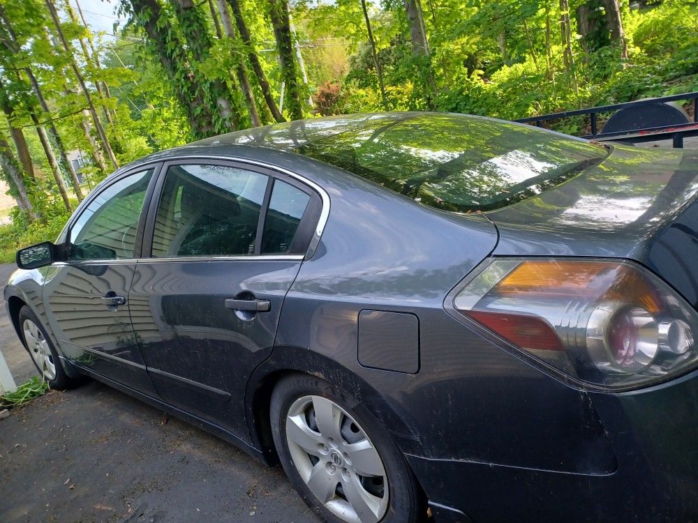 Does Run 2007 Nissan Altima 2.5 S OPTIONAL PARTS DOES RUN
