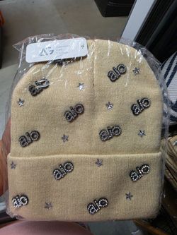 Alo Yoga Rhinestone Logo Knit Beanie